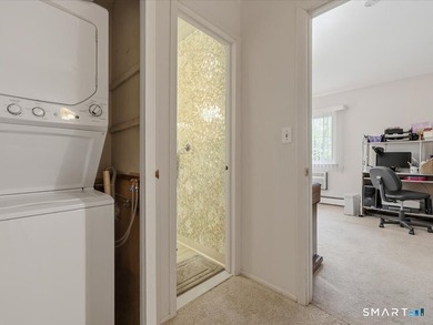 Welcome to easy living in Bridgeport's desirable North End! - photo 18