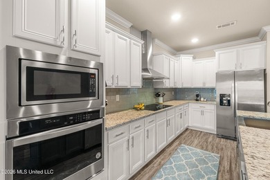 Spacious and full of potential, this 5-bedroom, 3-full-bath home - photo 18