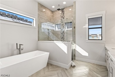 New construction! This 4-bedroom, 5-bathroom Gulf access - photo 21