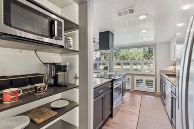 Nestled directly on the 1st Fairway of the prestigious Sea Palms - photo 4