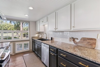 Nestled directly on the 1st Fairway of the prestigious Sea Palms - photo 5