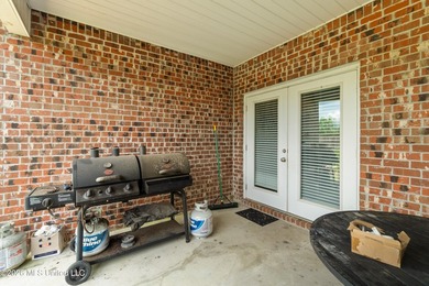 Spacious and full of potential, this 5-bedroom, 3-full-bath home - photo 43