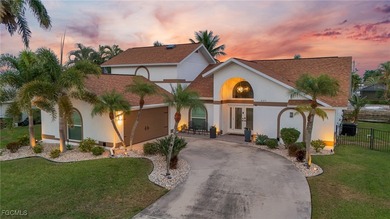 Caloosahatchee River Home For Sale in Cape Coral Florida