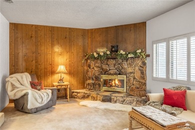 Nestled in a nature lover's paradise on a quiet street in - photo 5