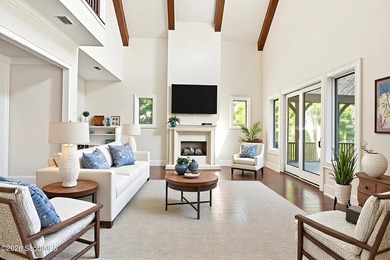 Elegant Custom Home nestled on a beautifully landscaped one-acre - photo 7