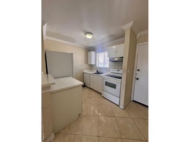 FOR SALE-Second floor condo 2 bedroom 1 bath. AC and Water - photo 7