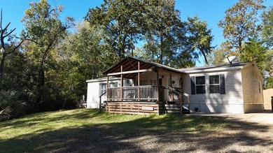 Well maintained home with 4 bedrooms, 2 bathrooms, furnished - photo 3