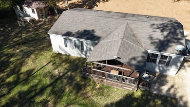Well maintained home with 4 bedrooms, 2 bathrooms, furnished - photo 4