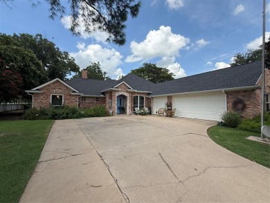 Lake Granbury Home For Sale in Granbury Texas