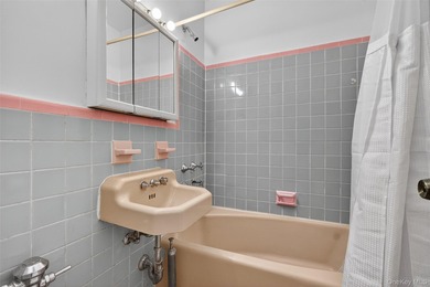 Welcome to your next city escape! Bright Studio Gem in the Heart - photo 12