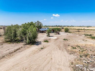 **Builders & House flippers wanted!** Potential, potential