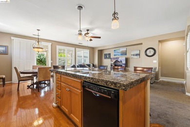 Welcome to easy, resort-style living in this beautifully - photo 16