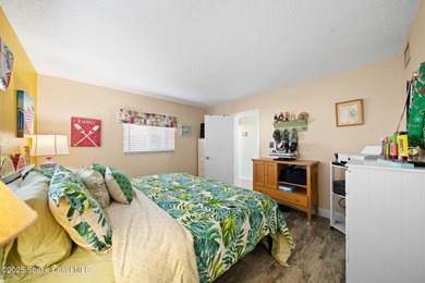 Live the coastal dream in this beautifully updated ground floor - photo 20