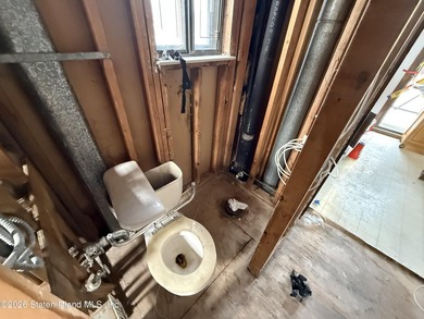 Discover the opportunity at 307 Leverett Avenue-a true blank - photo 7