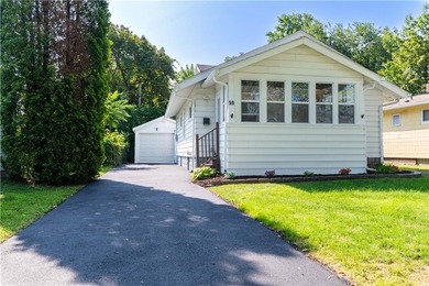 Welcome to 59 Cragg Road! This well-maintained ranch has been - photo 2