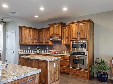 Step into a pristine, sparkling home that says *welcome* with - photo 5