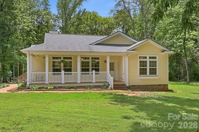 Welcome to the lifestyle you have been dreaming about! Nestled - photo 1