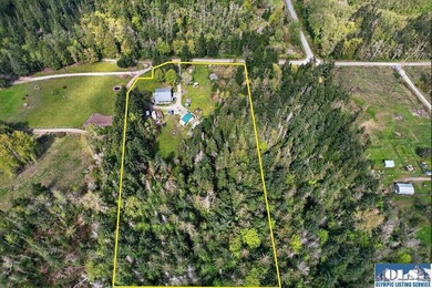 Welcome to your private Olympic Peninsula retreat. Set on 7.87 - photo 6