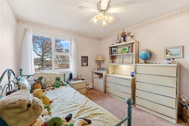 Charming 2 Bedrooms, 1 Full Bath Upper Unit in Bell Park Manor - photo 14