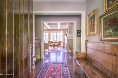 EXPANDED CONTEMPORARY CAPE Appointed with elegant detail - photo 20