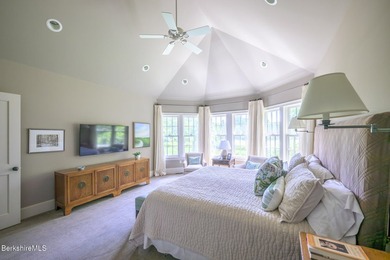 EXPANDED CONTEMPORARY CAPE Appointed with elegant detail - photo 31