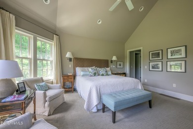 EXPANDED CONTEMPORARY CAPE Appointed with elegant detail - photo 32