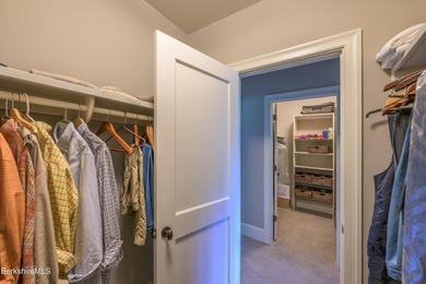EXPANDED CONTEMPORARY CAPE Appointed with elegant detail - photo 36