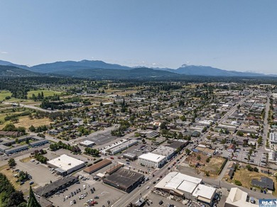 Excellent investment opportunity in ideal location, fully leased - photo 3