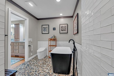 On Sunland's coveted Foursome Drive, this beautifully updated - photo 10