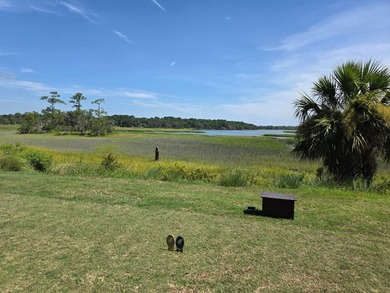 Here is the lot you have been waiting for! Build your dream home - photo 3
