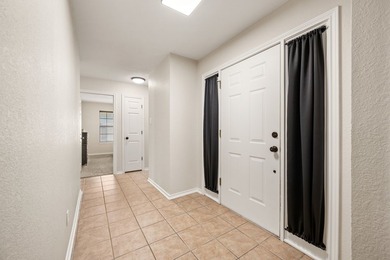 Well maintained single story home in the lake community of - photo 4