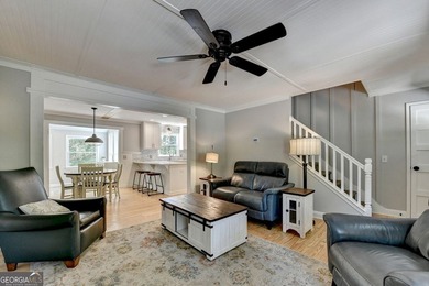 Your private lakeside retreat awaits. Set on spacious acreage in - photo 16