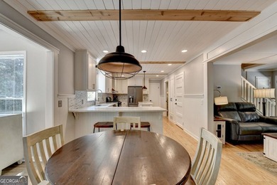 Your private lakeside retreat awaits. Set on spacious acreage in - photo 20