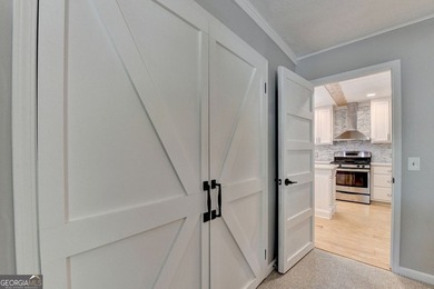 Your private lakeside retreat awaits. Set on spacious acreage in - photo 34