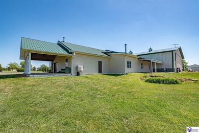 Extraordinary opportunity to own a truly one-of-a-kind 34-acre - photo 5