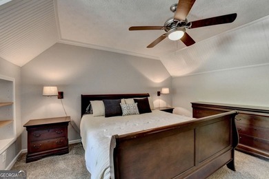 Your private lakeside retreat awaits. Set on spacious acreage in - photo 43