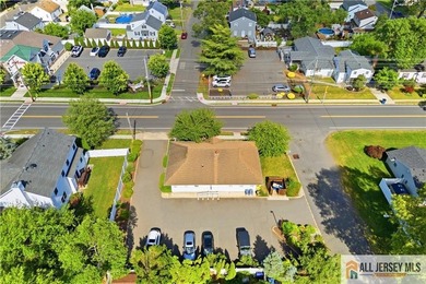 Exceptional opportunity to own a beautifully updated commercial - photo 19