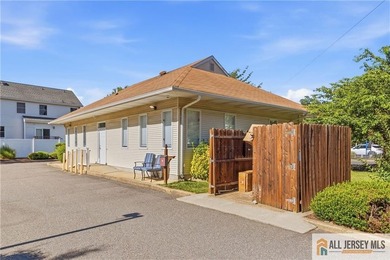 Exceptional opportunity to own a beautifully updated commercial - photo 22