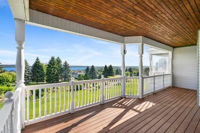 Experience refined living in this beautifully appointed - photo 15