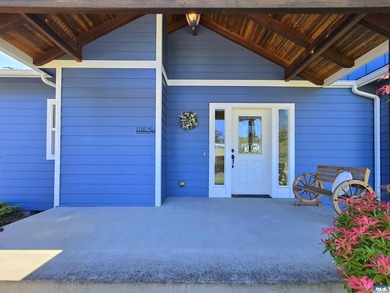 Contemporary single-level 3br, 2ba, plus office/den home in - photo 5