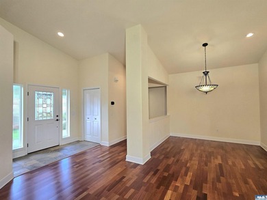 Contemporary single-level 3br, 2ba, plus office/den home in - photo 6