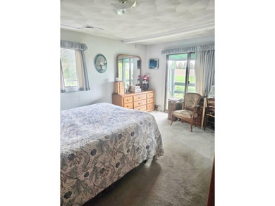 3 BEDROOM SPLIT LEVEL, UPDATED KITCHEN, LOTS OF STORAGE, AND - photo 26
