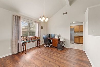 Welcome to lakeside living in the community of Runaway Bay! This - photo 5