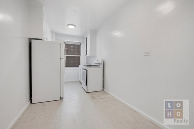 **All showings - including Sunday Open Houses - are by - photo 5