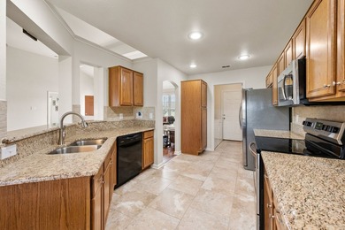 Welcome to lakeside living in the community of Runaway Bay! This - photo 10