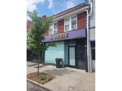 Forest Hills - Brick Mixed-use building on Metropolitan Ave - photo 1
