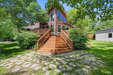 Additional listing photo 1