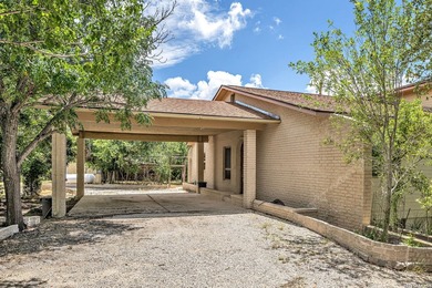 Multiple offer bid deadline is Sunday, July 19 at 5pm. Looking - photo 3