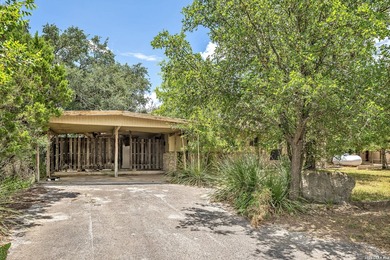 Multiple offer bid deadline is Sunday, July 19 at 5pm. Looking - photo 4
