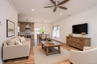 Stunning New Construction Offering Exceptional Craftsmanship & - photo 10